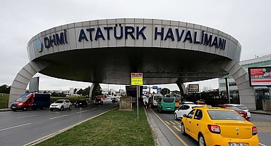 Atatürk Havalimanı'ndan söküldü Antep Havalimanı'na dikildi